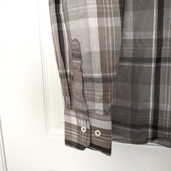 3/$15 Straight Faded Rustic Long sleeve shirt - Picture 7 of 9